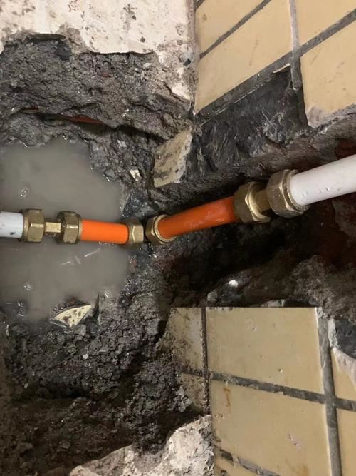 卫生间测漏，厨房漏水维修，室内水管漏水维修，漏水检测