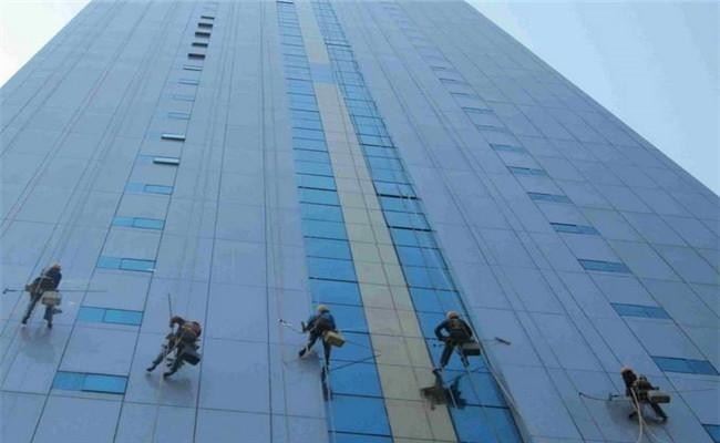 深圳盐田附近外墙清洗公司