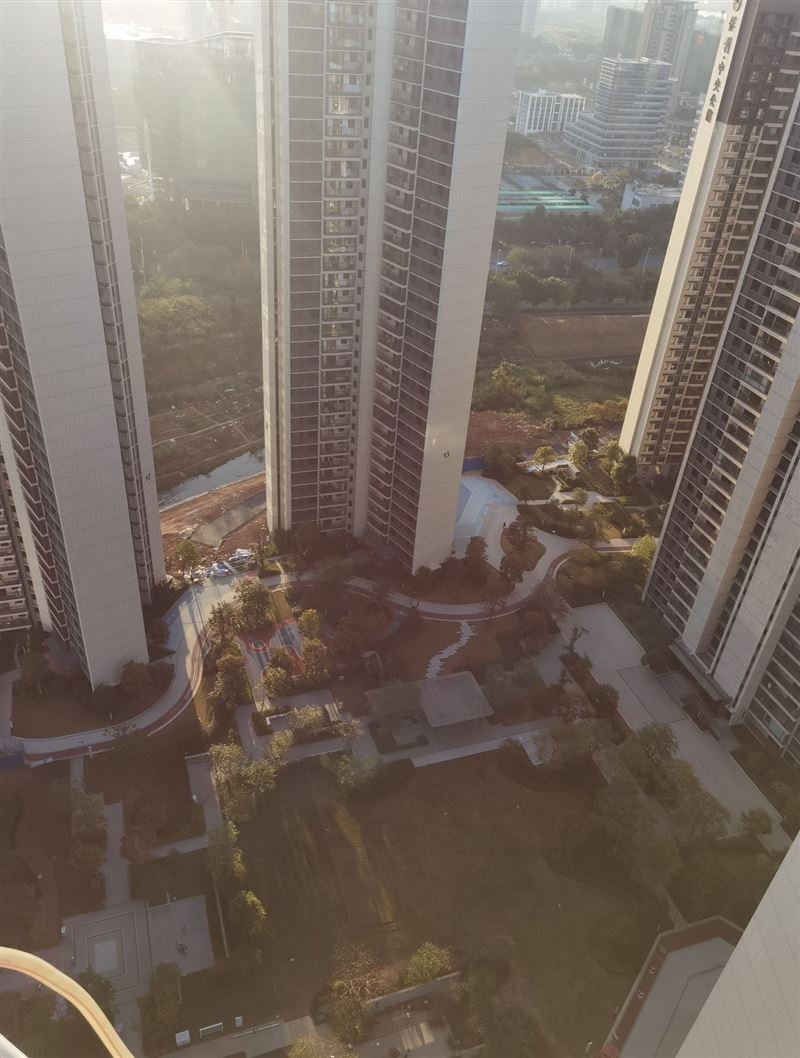 深圳外墙清洗服务：专业清洁守护城市天际线