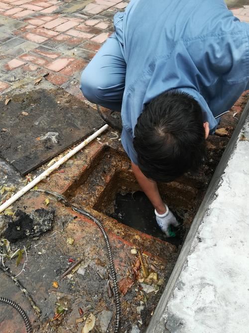 罗湖区管道疏通服务：专业解决您的排水难题