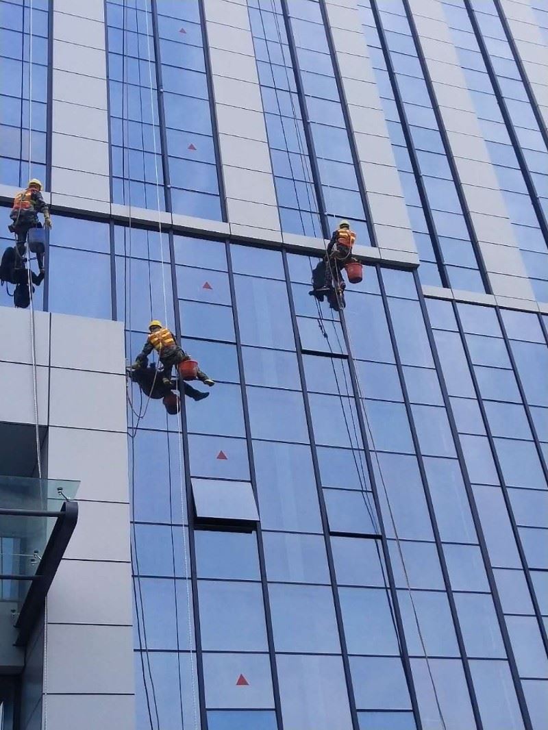 深圳龙华附近外墙清洗 铝塑板外墙清洗