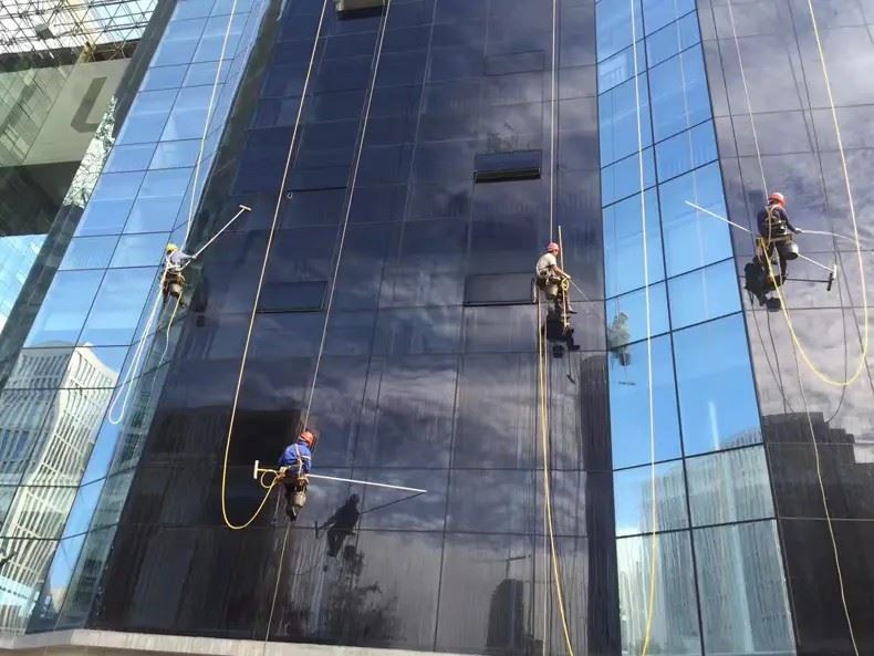 深圳盐田专业蜘蛛人高空清洗 外墙清洗公司电话