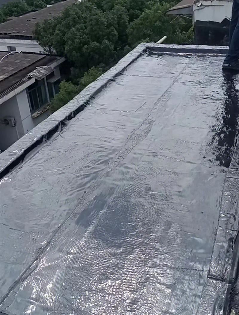 坪山新区地下室渗水维修 楼顶漏水补漏 外窗渗漏维修