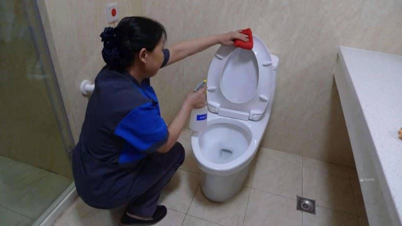深圳长期清洁工派遣 地毯定点清洗公司 全天候服务