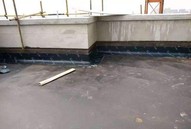 深圳罗湖电梯井漏水维修 文锦卫生间防水维修