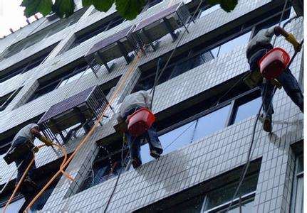深圳市清新家园清洁服务有限公司高空外墙清洗临时工紧急招聘